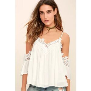 Lulu's White Lace Eyelet Boho Top - Size Small